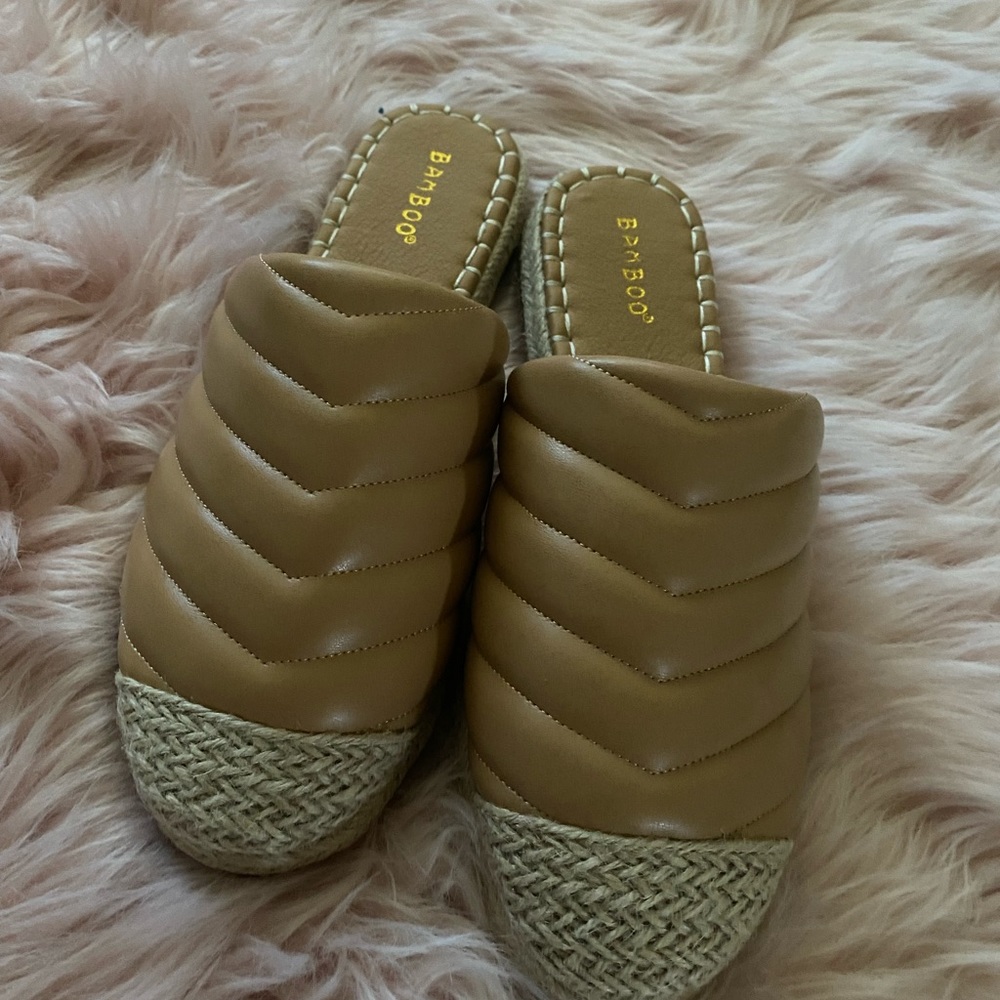 Beautiful nude summer close toe sandals